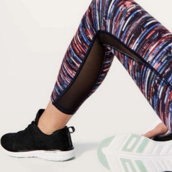 Lululemon Train Times 7/8 Leggings Hinshu Alpine White Multi/Black Mesh NEW NWOT - Picture 4 of 16